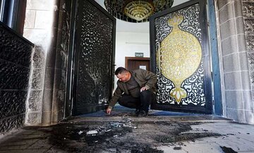 Фото Репортаж | Сионист ҝәлмәләр Иордан Чајынын Гәрб Шәријәсиндә бир Мәсҹиди јандырдылар!