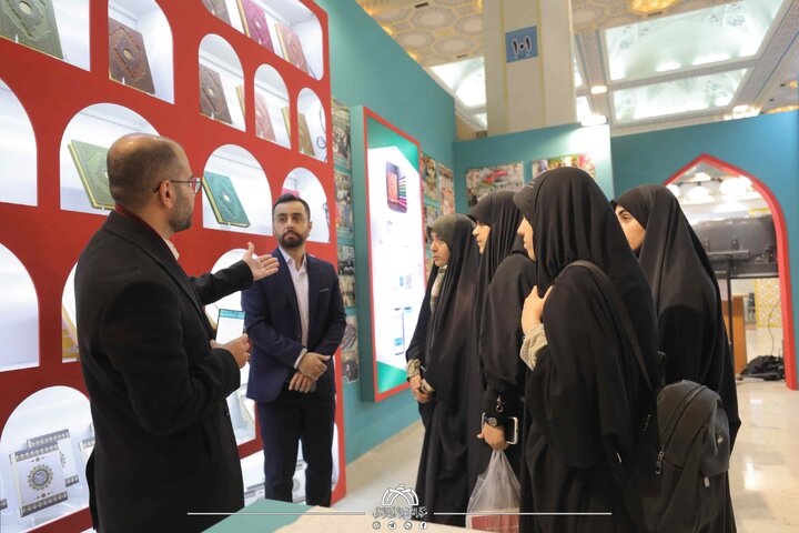 تقرير مصور/ مؤلفات قرآنية ونتاجات بحثية للعتبة الحسينية في معرض طهران الدولي للقرآن الكريم بدورته الـ(33)