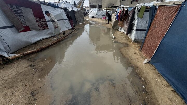 گزارش تصویری | اوضاع وخیم آوارگان غزه در پی جاری شدن سیل