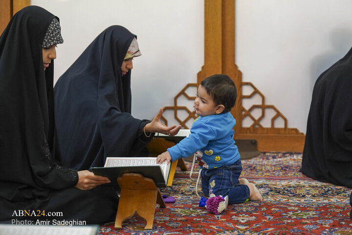 تقرير مصور/ ختمة القرآن الكريم خلال شهر رمضان المبارك في حرم "شاه جراغ" (ع) بمدينة شيراز
