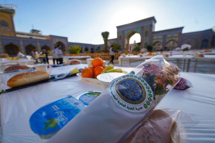 تصاویر/ حال و هوای حرم امام علی(ع) در ماه رمضان