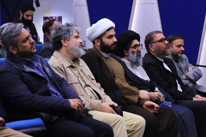 گزارش تصویری / آیین رونمایی از کتاب «تربت ما»