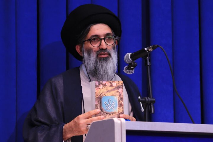 گزارش تصویری / آیین رونمایی از کتاب «تربت ما»