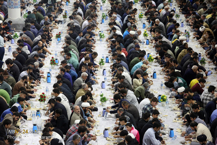 Foto / Hz. Fatıma Masume'nin (s.a) Hareminde İftar Kareleri