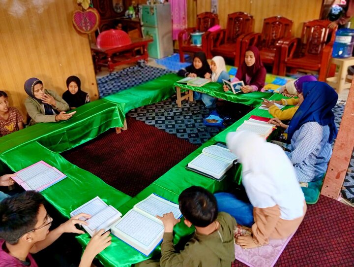 ကချင်ပြည်နယ် မြစ်ကြီးနား  မြို့ ရှိ ရှီအဟ် မွတ်စလင်မ် များ၏  စုပေါင်းသေလာဝသ် ကုရ်အာန် ၏ ပုံရိပ်များ  ။ ။ Photos