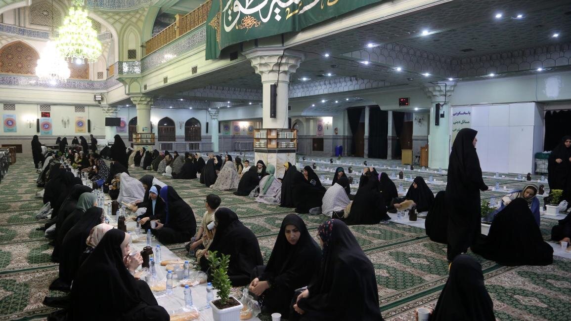 سفره‌های افطار جمعی؛ جشن همدلی و برادری در ماه رمضان + تصاویر