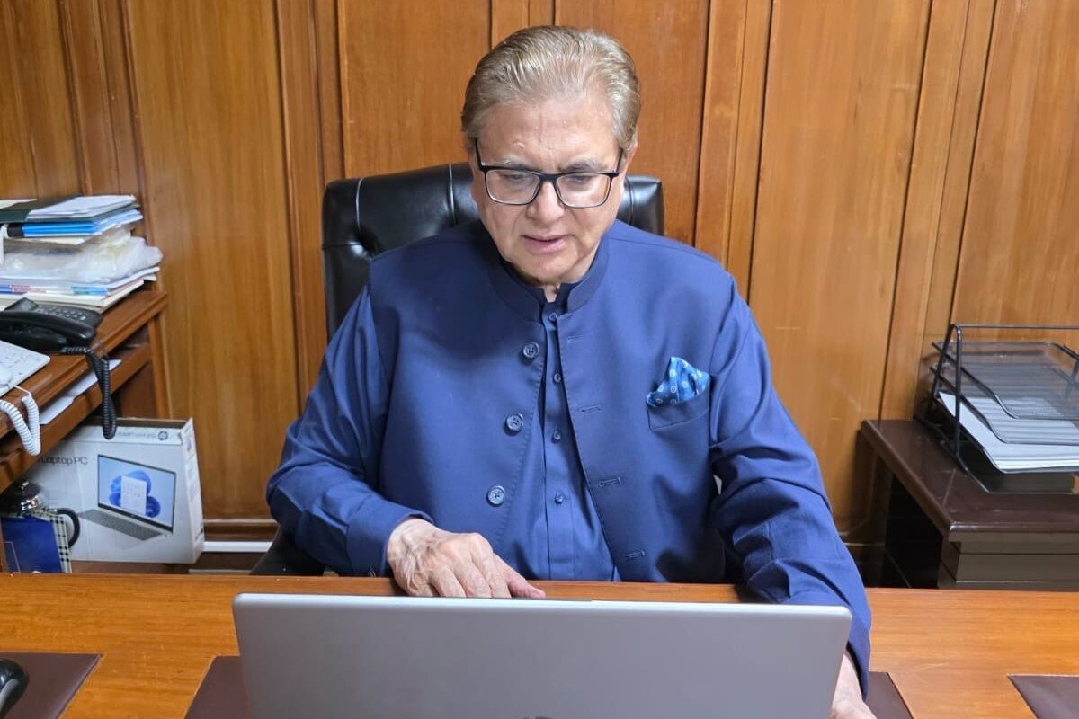 نمایندگان ویژه ایران و پاکستان در امور افغانستان گفت‌وگوی مجازی کردند