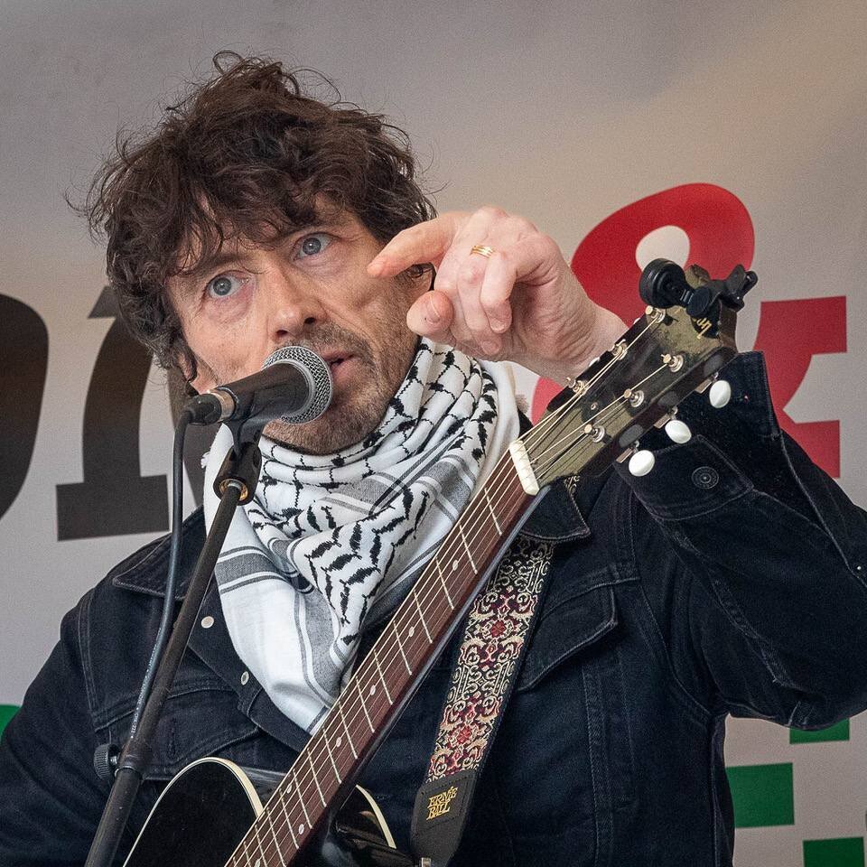 Des manifestants exigent que le gouvernement irlandais mette fin à sa complicité avec le régime sioniste dans le génocide à Gaza