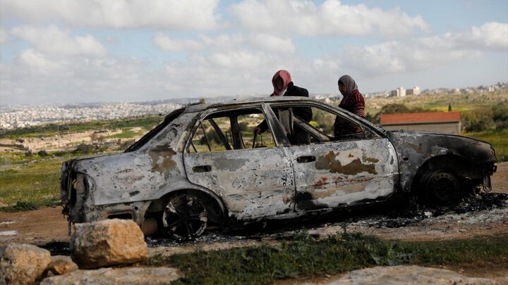 عکس خبری/ خسارات شهرک نشینان در حمله به الخلیل