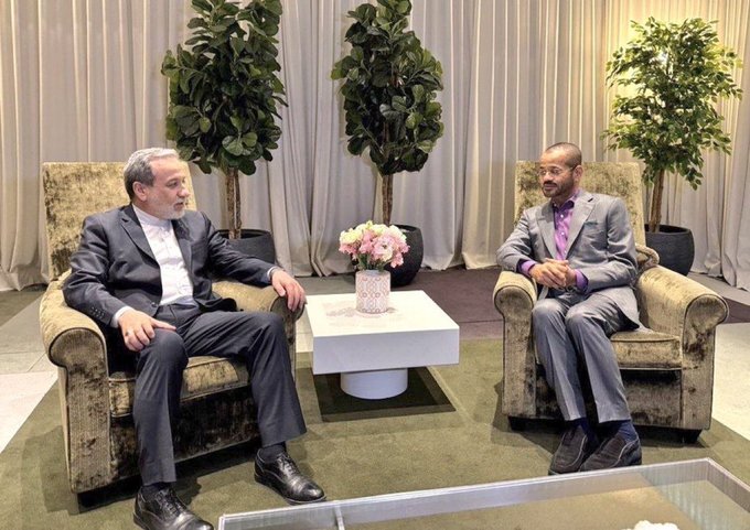 ईरानी और ओमान के विदेश मंत्रियों के बीच मीटिंग के साथ शुरू