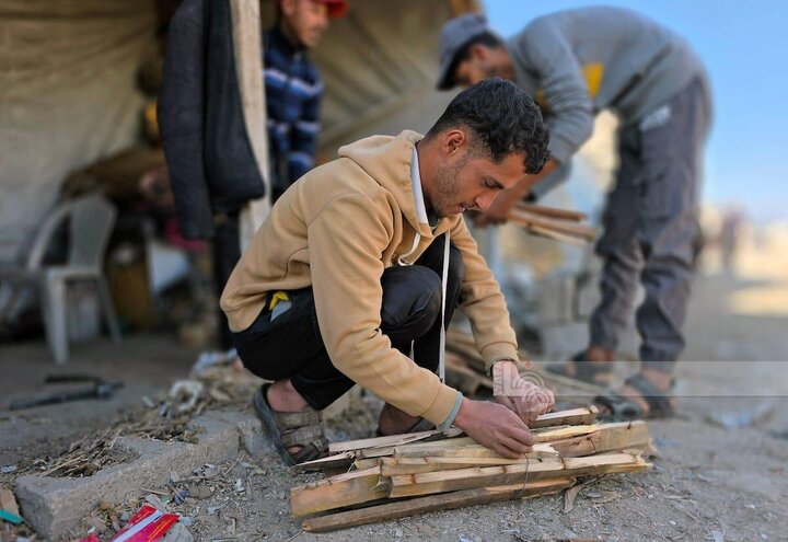 Informe fotográfico | El uso de leña en los campamentos de Gaza aumenta los riesgos de incendio y genera preocupaciones sanitarias