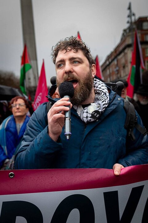 Informe fotográfico | Manifestantes instan al Gobierno irlandés a poner fin a su complicidad en el genocidio de Israel en Gaza
