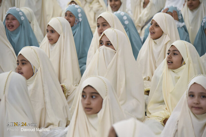 Informe fotográfico | Banquete de iftar para las niñas primerizas en el ayuno en el Santuario del Imán Reza