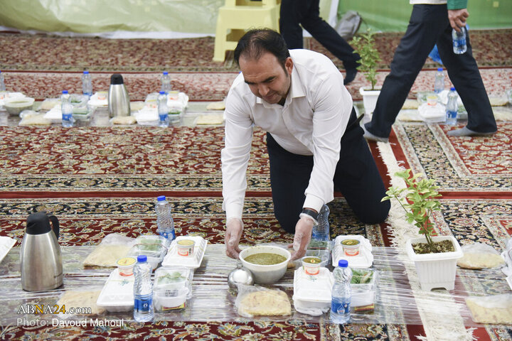 Informe fotográfico | Banquete de iftar para las niñas primerizas en el ayuno en el Santuario del Imán Reza
