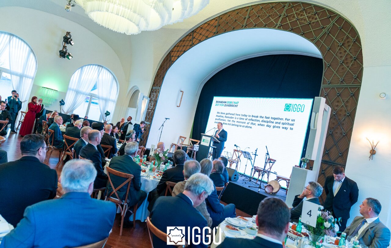 رئیسجمهور اتریش میهمان ویژه افطار بینالادیانی مسلمانان در وین + تصاویر