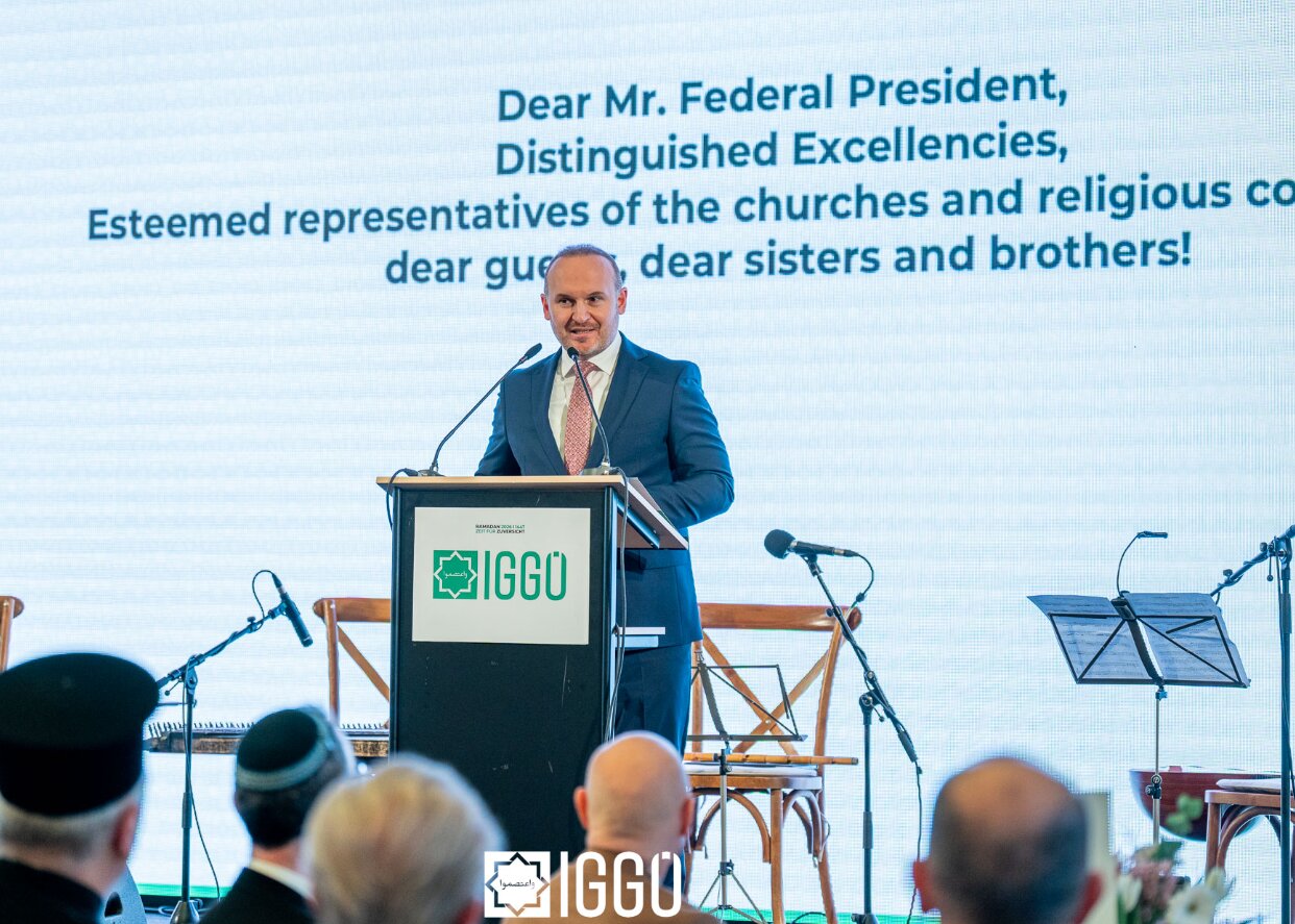 رئیسجمهور اتریش میهمان ویژه افطار بینالادیانی مسلمانان در وین + تصاویر