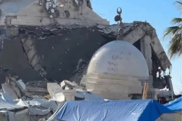 ویدیو | نوای اذان رمضان از مسجد ویران شده غزه