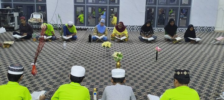 မန္တလေးမြို့ ရှီအဟ် အေမာမ် ဘာရာ တွင် စုပေါင်း သေလာဝသ် ကုရ်အာန်  ပြုလုပ်   ။ ။ Photos