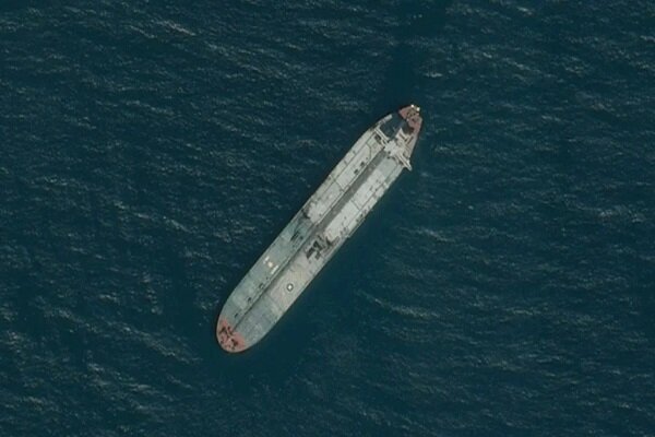 IRGC targets violating tanker at Strait of Hormuz