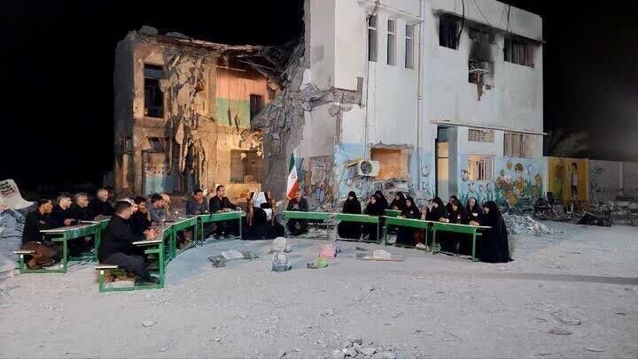 Amin poetry gathering in Minab remembers Leader, martyred children