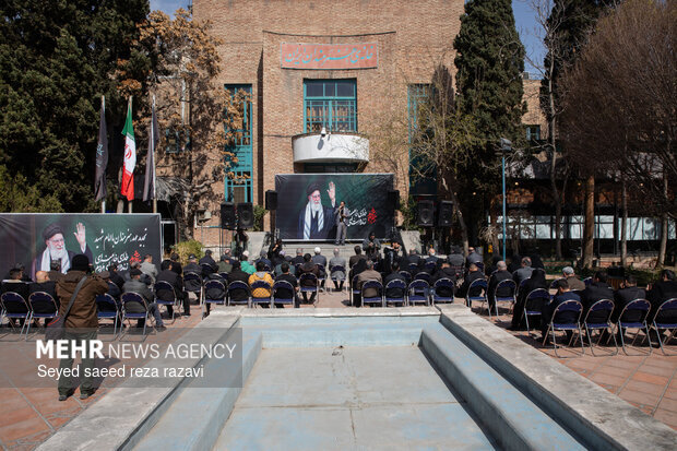 Artists gather to bid farewell to Imam Khamenei