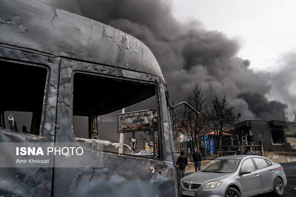 Poisonous air blankets Tehran as explosions intensify