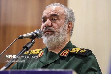 سەردار فەدەوی: ئەمریکا بەدوای سەپاندنی ئاگربڕە؛ ناکشێینەوە