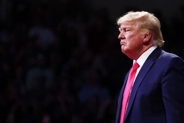Journal américain : Les conseillers de Trump veulent sortir de la guerre avec l'Iran