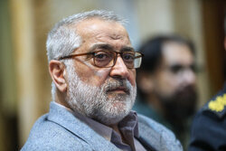 سەردار شکارچی: ئەمریکا ئەبێ لە ڕۆژهەڵاتی ناڤین بار بکات
