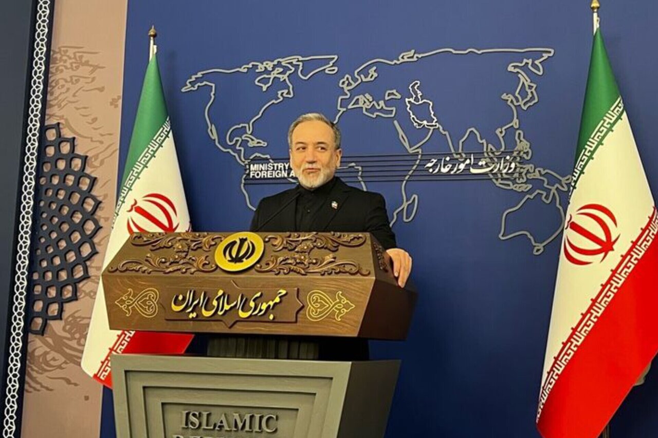 FM Araghchi: Iran Prepared to Fight As Long As Necessary