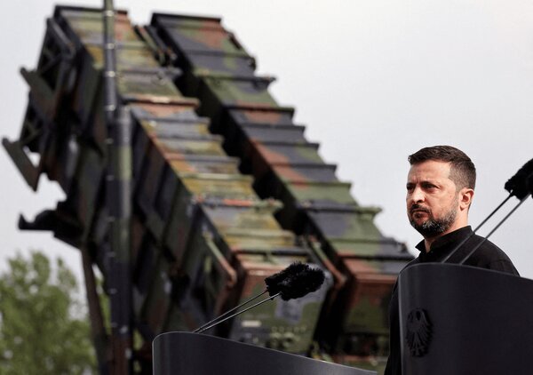 Pentagon Mulling Diverting Weapons from Ukraine to West Asia Amid Depleting Stocks - Reports Washington Post