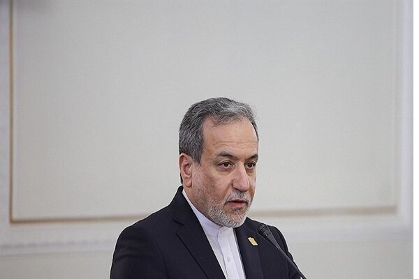 Araghchi hails Azerbaijan’s support for Iran amid war