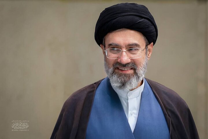 Le Guide de la Révolution Islamique: La politique constante de la République Islamique d'Iran est le soutien à la résistance