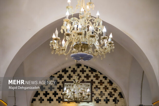 Iran Jewish community condemns Israeli attack on synagogue