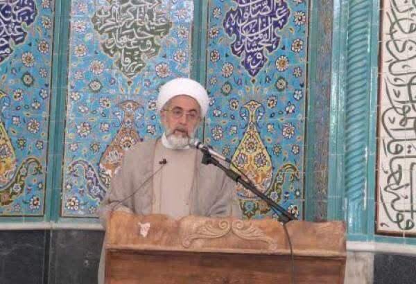 Sunni Imam: Today, the Front of Truth Stands Unanimously Against Arrogance