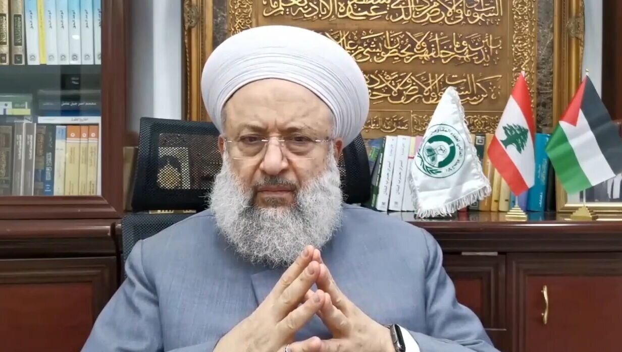 Senior Lebanese Sunni scholar: Ayatollah Khamenei combined religious authority, democracy
