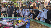 Bangladesh’s Largest University Honors Minaab Martyrs: ‘We Will Never Forget 168 Students’