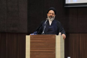 'Hajj Must Be Performed to Strengthen Resistance,' Senior Iranian Cleric Says