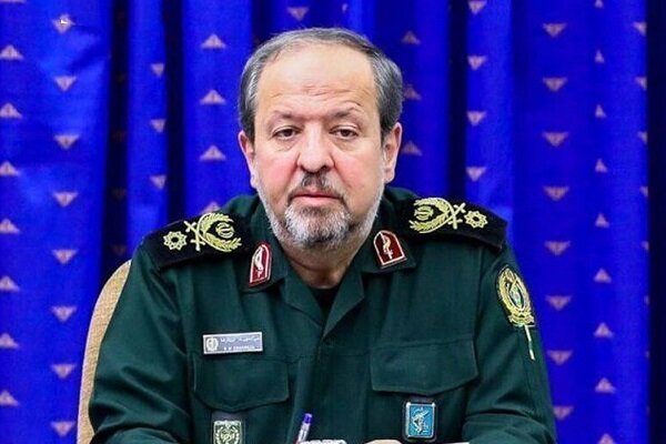 خون شهدا درخت تنومند و توانمند دفاعی ایران را استوارتر می‌کند