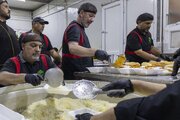 Host Restaurant Department provides 15,000 meals to visitors of al-Abbas Shrine (+Photos)