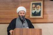 Il movimento di Khomeini continua