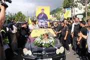 تقرير مصور/ حشود غفيرة تشارك في تشييع شهيد المقاومة الاسلامية في القماطية اللبنانية