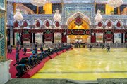 تقرير مصور/ فرش السجاد داخل حرم الإمام الحسين (ع) مع حلول شهر محرم