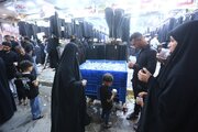 تقرير مصور/ أهالي كربلاء يطعمون ويسقون الزائرين في الايام العشرة الاولى من المحرم