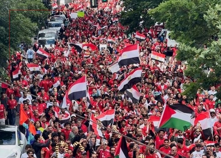 واکنش هواداران مصری به حضور حامیان پهلوی با پرچم‌های اسرائیل+ ویدئو