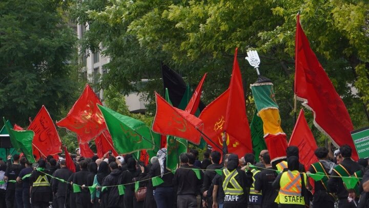 تقرير مصور/ موكب عزاء عاشوراء في مدينة "تورنتو" بكندا