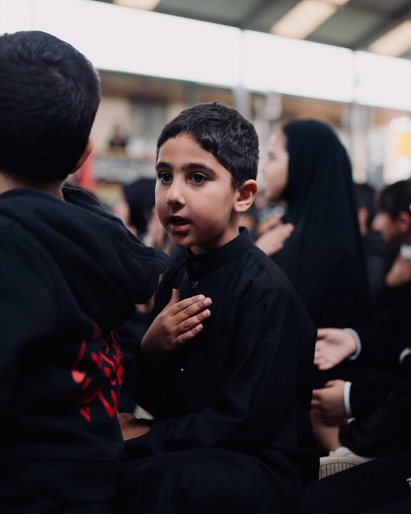تقرير مصور/ كلية بيلفيلد في أستراليا تُحيي ذكرى الإمام الحسين (عليه السلام) من خلال مراسم عاشوراء