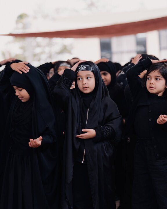 تقرير مصور/ كلية بيلفيلد في أستراليا تُحيي ذكرى الإمام الحسين (عليه السلام) من خلال مراسم عاشوراء