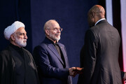 L'omaggio delle personalità di tutto il mondo al corpo del leader mujahid martire della rivoluzione