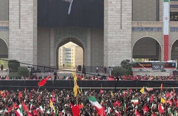 Tahran’da Şehit Lider İçin Milyonluk Veda: Direnişin Kalbi Musalla’da Attı